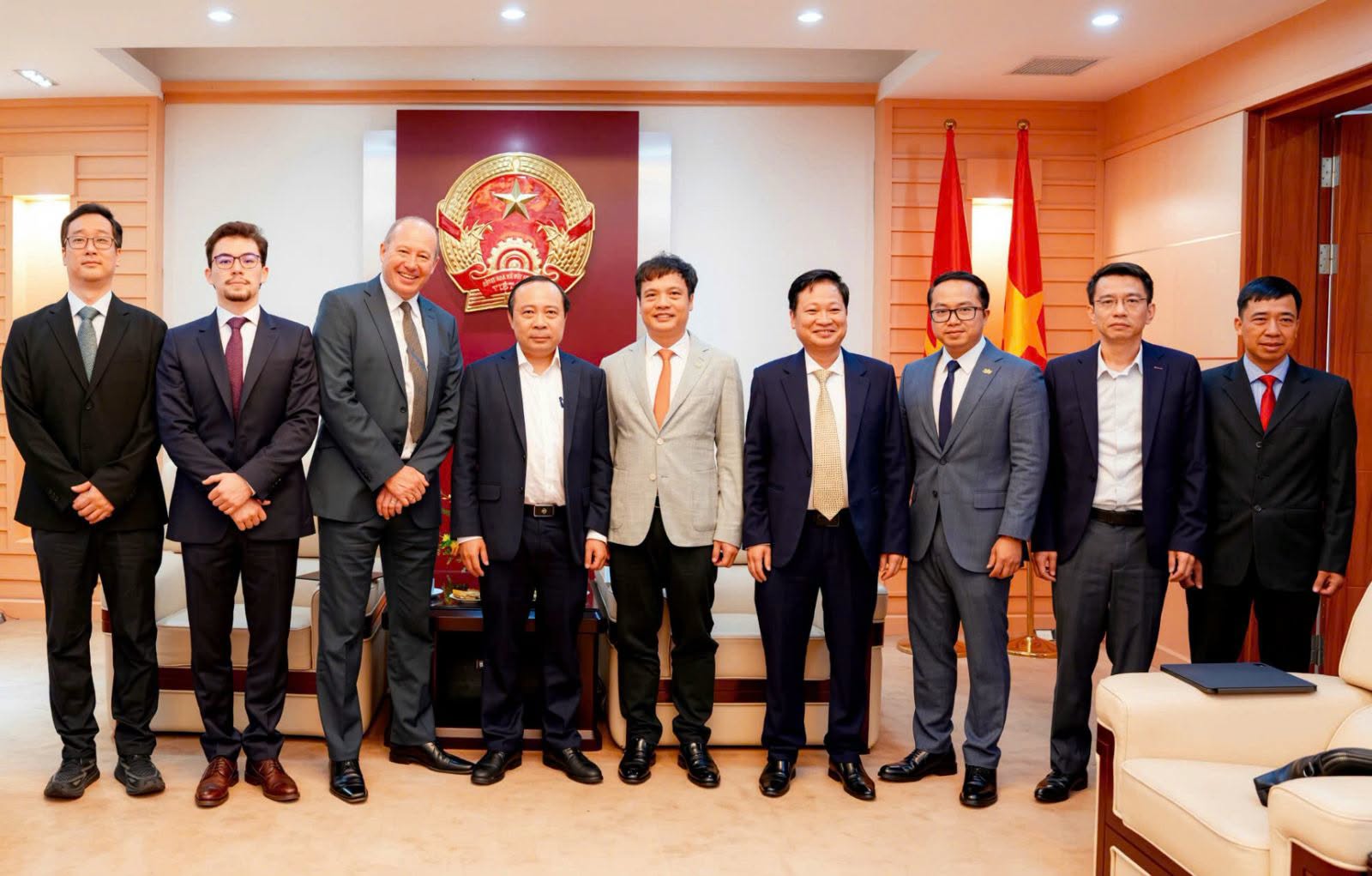 Pasqal đề xuất đưa Việt Nam th&agrave;nh trung t&acirc;m dịch vụ điện to&aacute;n lượng tử khu vực - Ảnh 3.