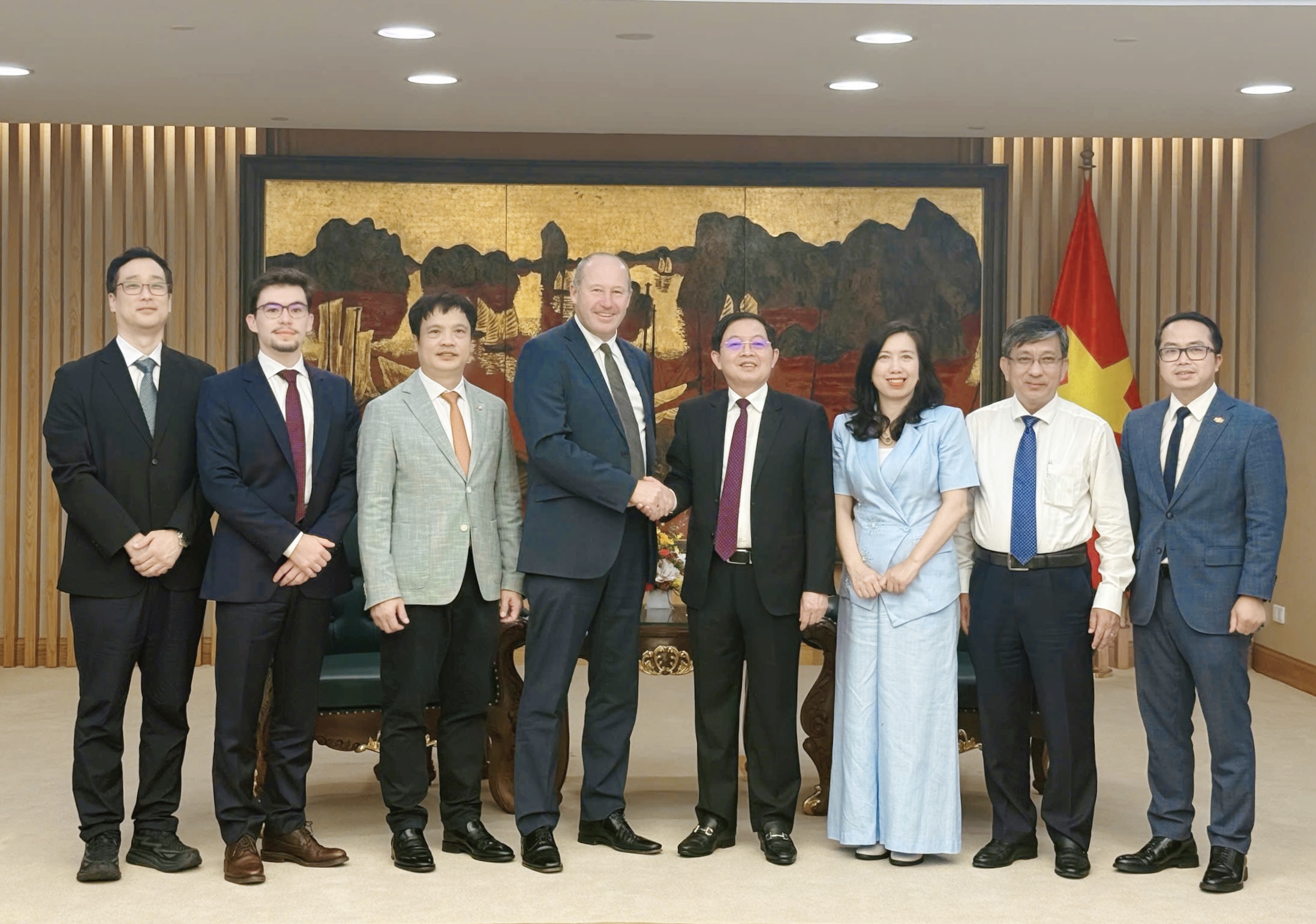Ph&oacute; Thủ tướng Hồ Quốc Dũng đề nghị cụ thể h&oacute;a hợp t&aacute;c c&ocirc;ng nghệ lượng tử với Pasqal- Ảnh 3.