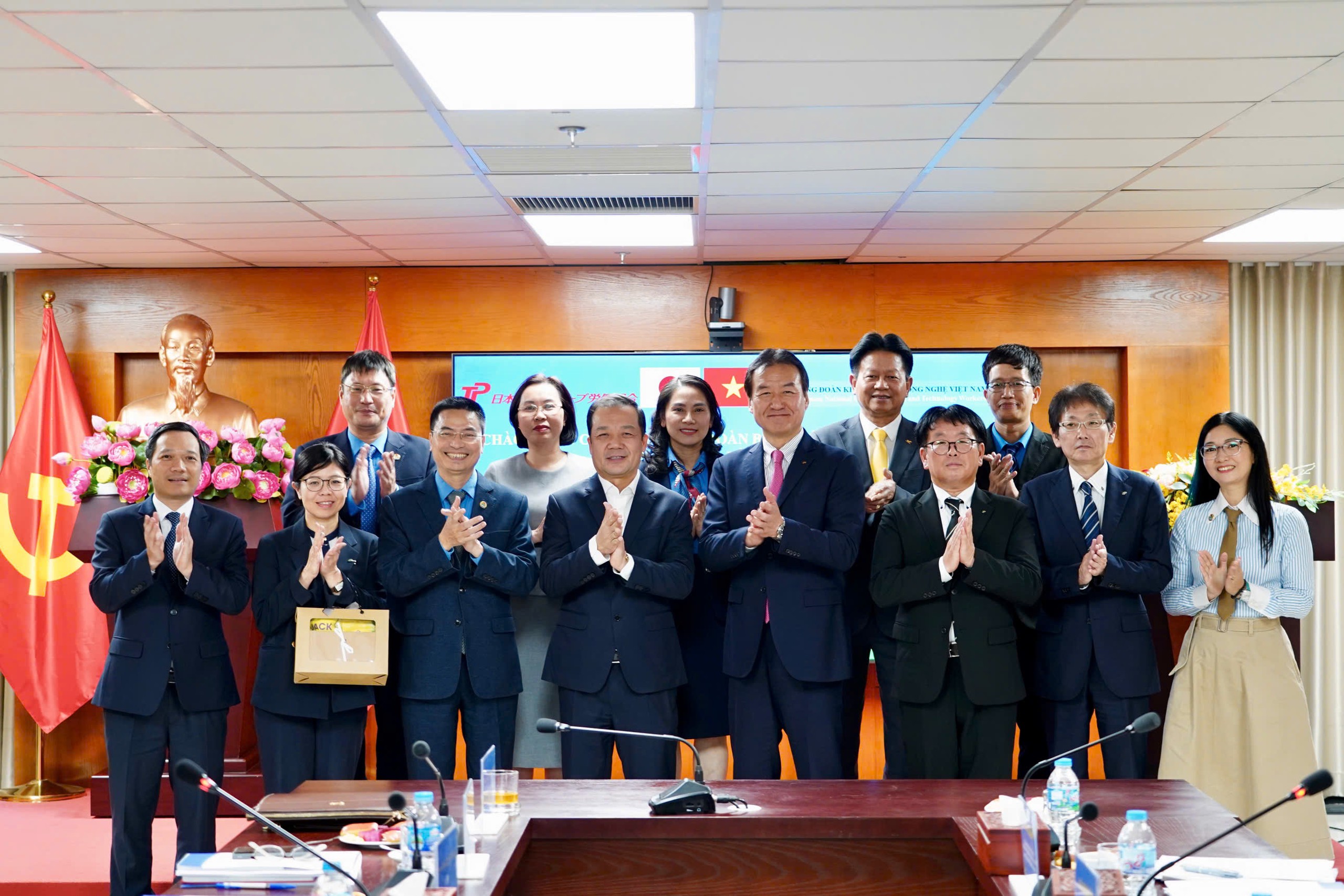 Công đoàn KH&CN Việt Nam và Công đoàn Bưu chính Nhật Bản hợp tác phát triển ngành và hoạt động công đoàn- Ảnh 5.