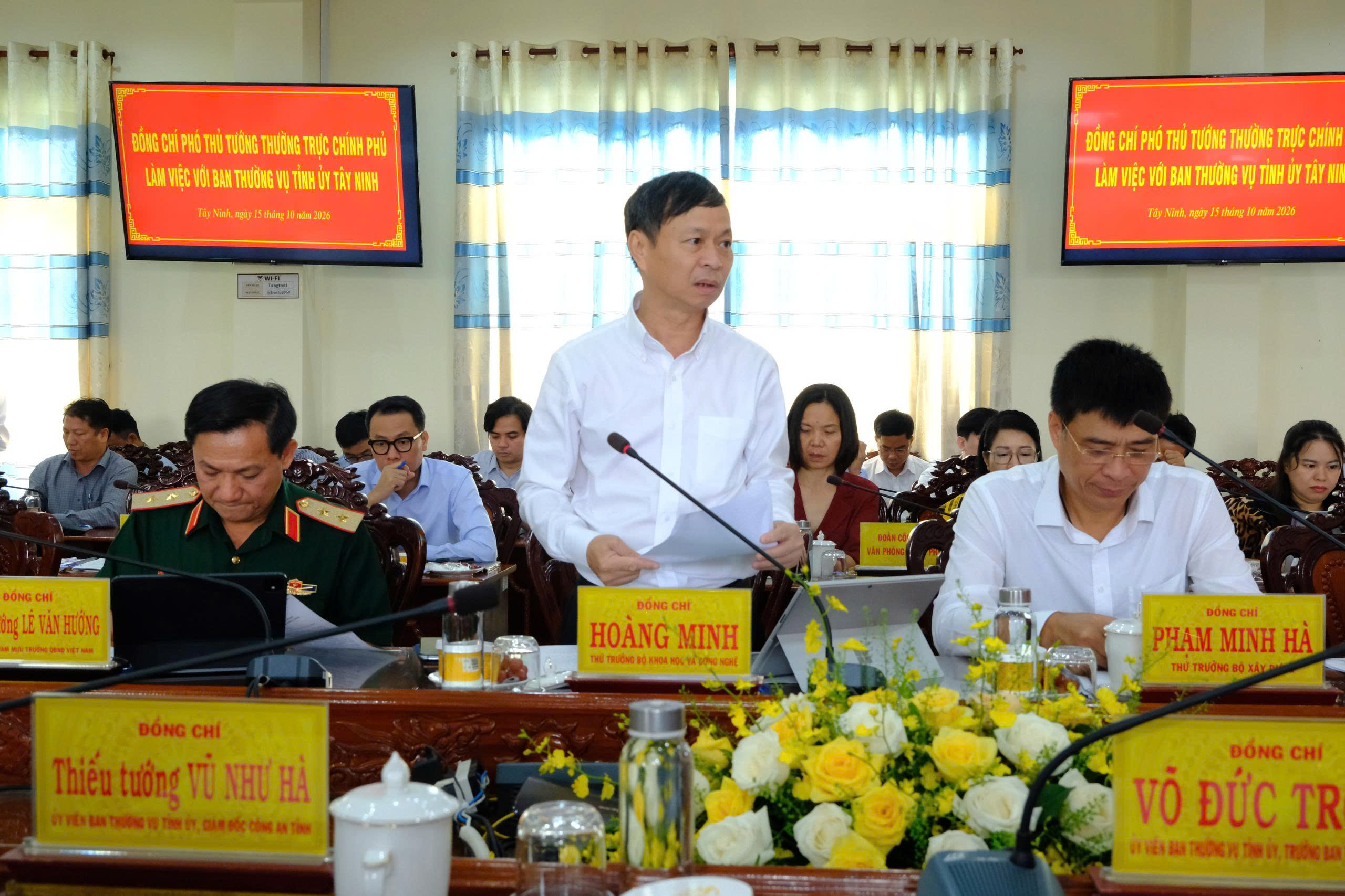 Tây Ninh tập trung giải quyết các "bài toán lớn" về khoa học, công nghệ và chuyển đổi số - Ảnh 4.