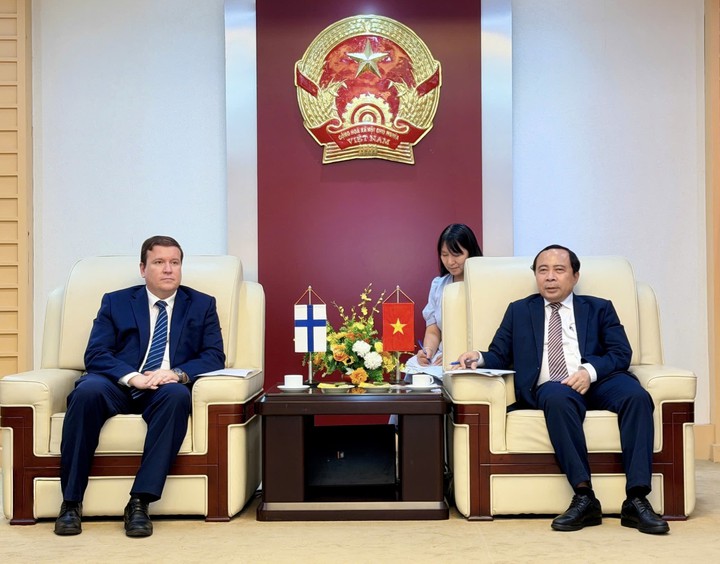 Viet Nam and Finland promote cooperation in strategic technology and digital infrastructure - Ảnh 1.
