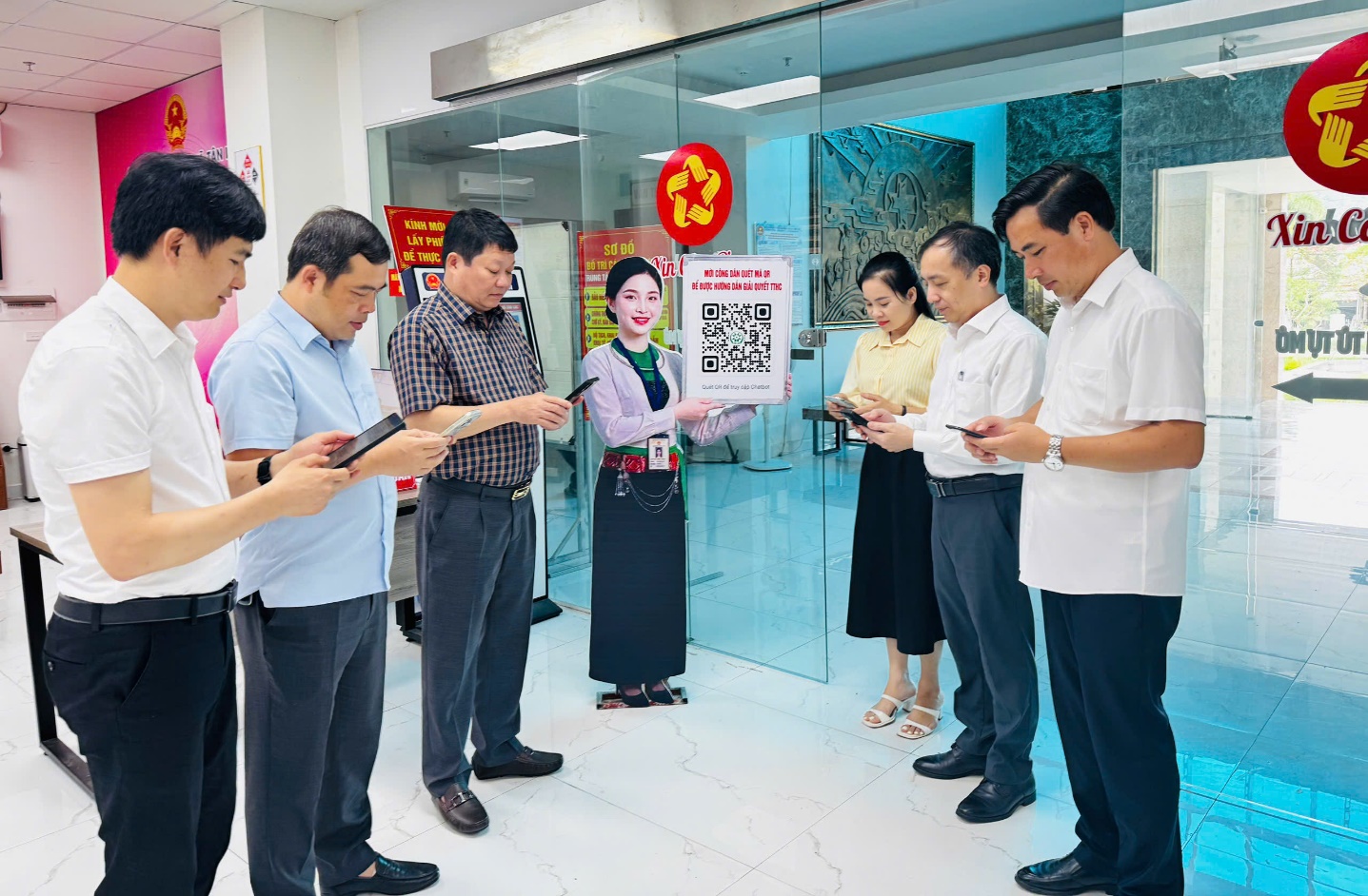 Từ Nghị quyết số 57-NQ/TW đến những chuyển biến trong thực tiễn tại Tân Lạc- Ảnh 2.