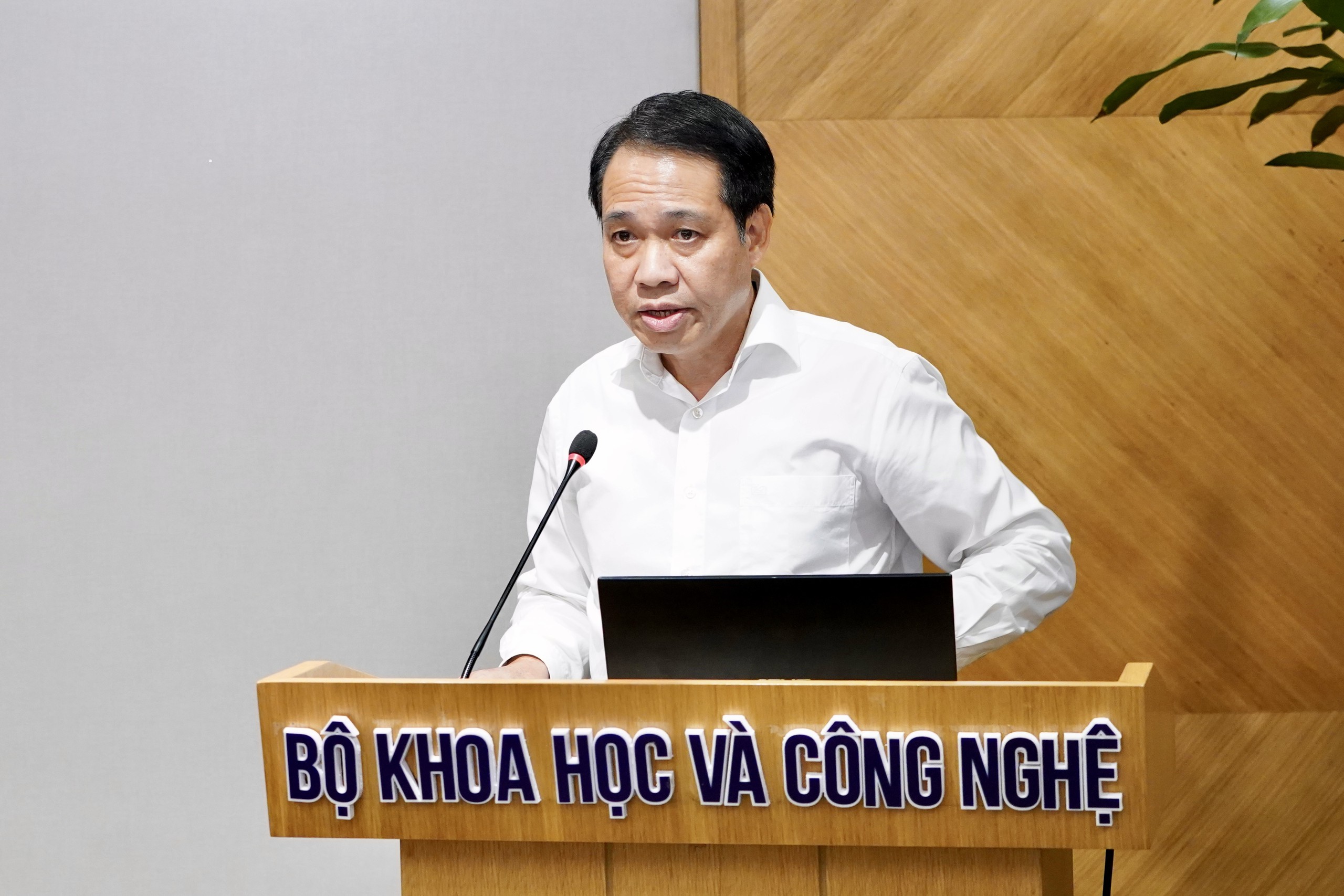 Đảng ủy Bộ KH&CN: Qu&aacute;n triệt nghị quyết gắn với nhiệm vụ cụ thể, đề cao tr&aacute;ch nhiệm người đứng đầu - Ảnh 4.