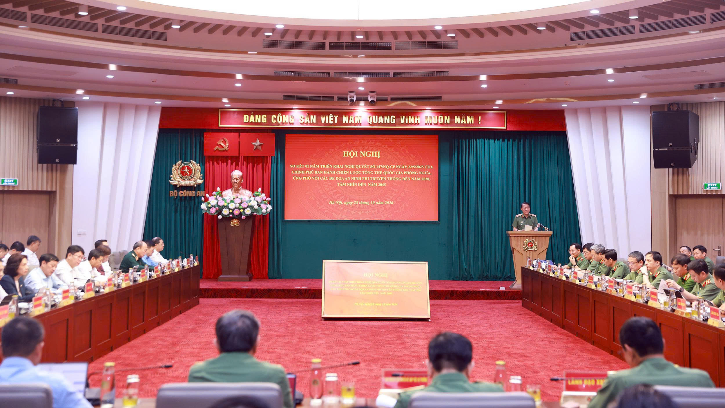 Ph&aacute;t huy vai tr&ograve; khoa học, c&ocirc;ng nghệ n&acirc;ng cao năng lực ứng ph&oacute; với c&aacute;c đe dọa an ninh phi truyền thống- Ảnh 1.