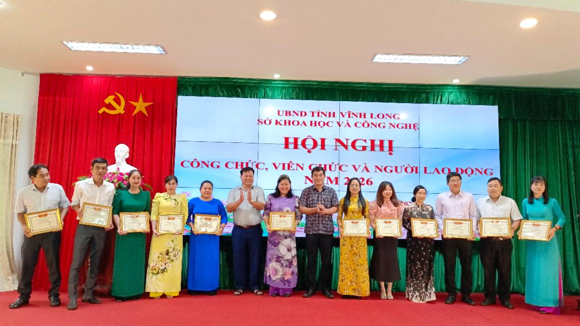 Sở KH&CN tỉnh Vĩnh Long: Ph&aacute;t huy d&acirc;n chủ, đo&agrave;n kết thực hiện thắng lợi nhiệm vụ năm 2026- Ảnh 8.