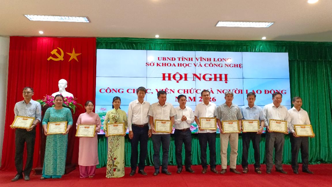 Sở KH&CN tỉnh Vĩnh Long: Ph&aacute;t huy d&acirc;n chủ, đo&agrave;n kết thực hiện thắng lợi nhiệm vụ năm 2026- Ảnh 10.