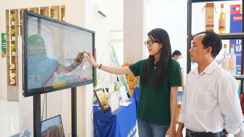 Không gian thương hiệu và công nghệ: Hạ tầng mềm cho tăng trưởng bền vững - Ảnh 2.