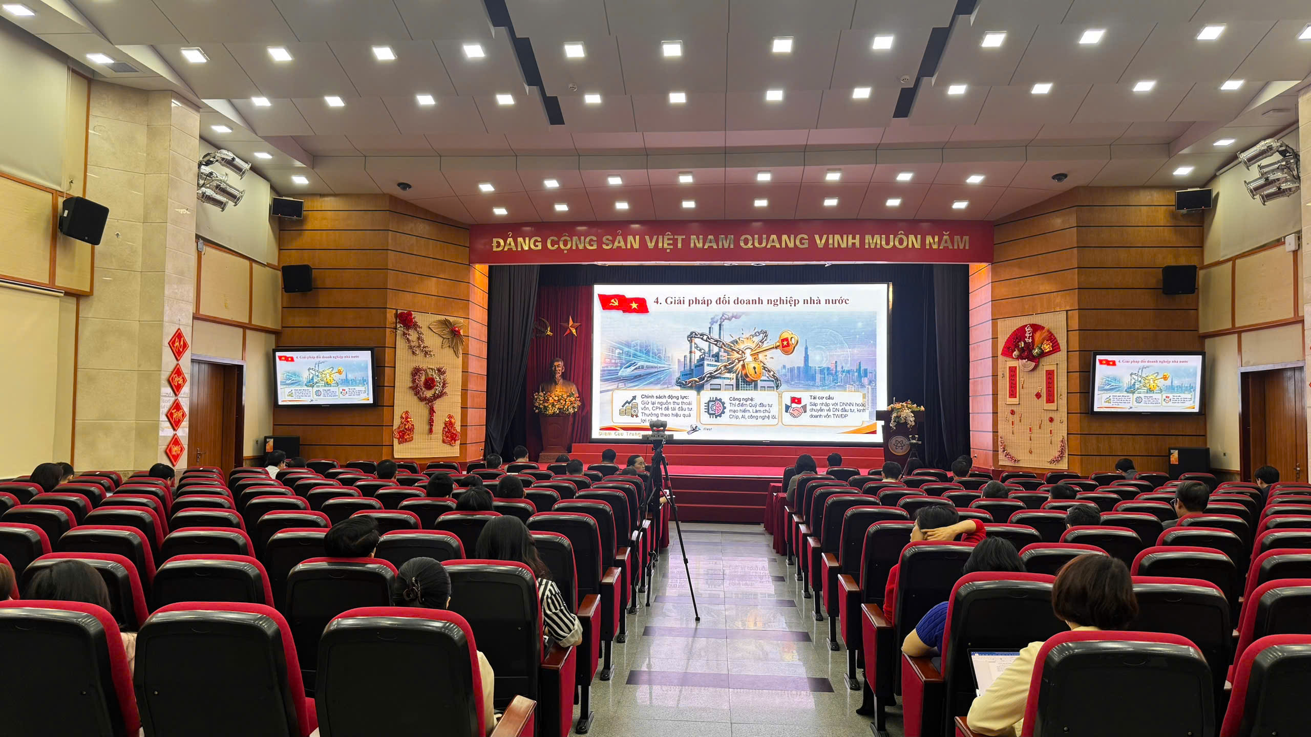 Bộ KH&CN qu&aacute;n triệt Nghị quyết 79-NQ/TW: Ph&aacute;t huy vai tr&ograve; chủ đạo của kinh tế Nh&agrave; nước trong giai đoạn mới - Ảnh 1.