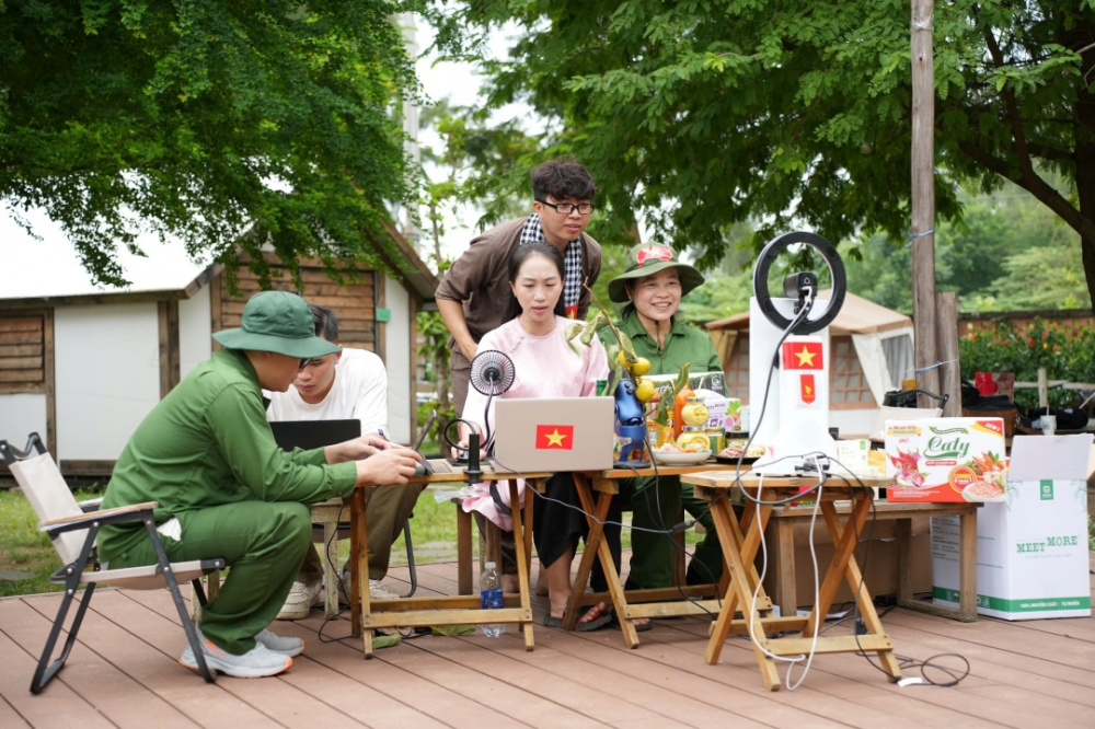 Đẩy mạnh ứng dụng khoa học, c&ocirc;ng nghệ v&agrave; chuyển đổi số trong ph&aacute;t triển kinh tế tập thể, hợp t&aacute;c x&atilde; - Ảnh 1.