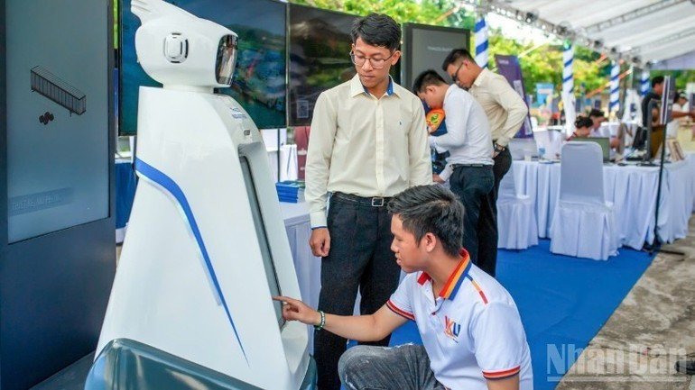 Acceleration of science, technology, innovation, and digital transformation - Ảnh 2.