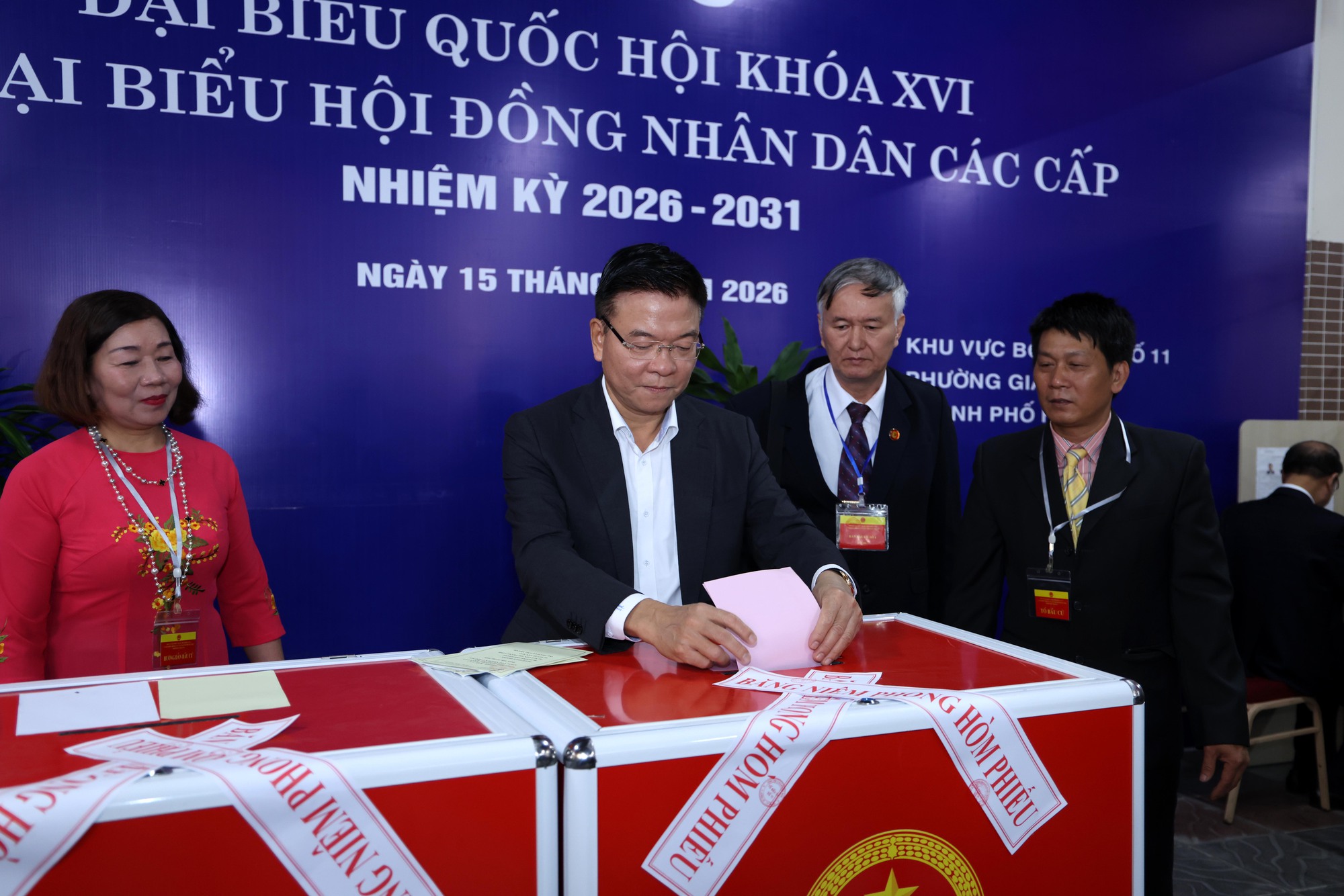 BẦU CỬ 2026: S&Aacute;NG SUỐT LỰA CHỌN NHỮNG ĐẠI DIỆN TI&Ecirc;U BIỂU, THỰC SỰ ĐẠI DIỆN CHO &Yacute; CH&Iacute;, NGUYỆN VỌNG CỦA NH&Acirc;N D&Acirc;N- Ảnh 13.