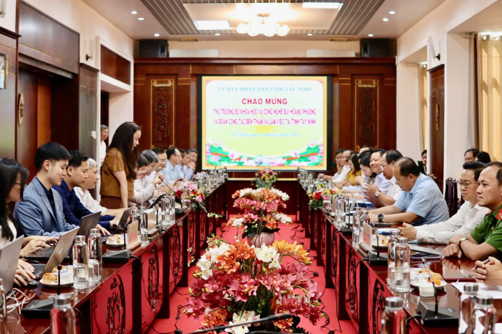 Bộ KH&CN l&agrave;m việc với T&acirc;y Ninh về ph&acirc;n bổ ng&acirc;n s&aacute;ch khoa học, c&ocirc;ng nghệ- Ảnh 1.