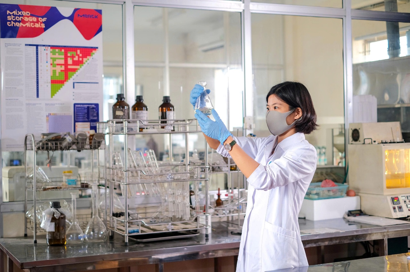 Đột ph&aacute; khoa học, c&ocirc;ng nghệ bắt đầu từ nh&acirc;n lực chất lượng cao- Ảnh 1.