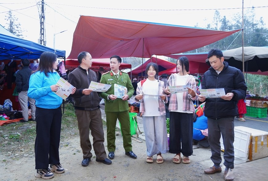 Khi người dân “có mạng”: Thoát nghèo không còn là chuyện xa vời- Ảnh 1.