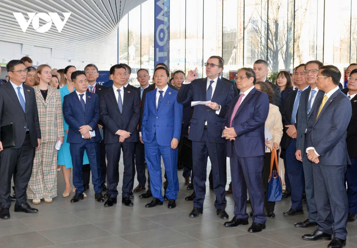 Thủ tướng Phạm Minh Ch&iacute;nh thăm c&aacute;c cơ sở khoa học, c&ocirc;ng nghệ tại Nga, th&uacute;c đẩy hợp t&aacute;c năng lượng nguy&ecirc;n tử v&agrave; hạ tầng đ&ocirc; thị- Ảnh 1.