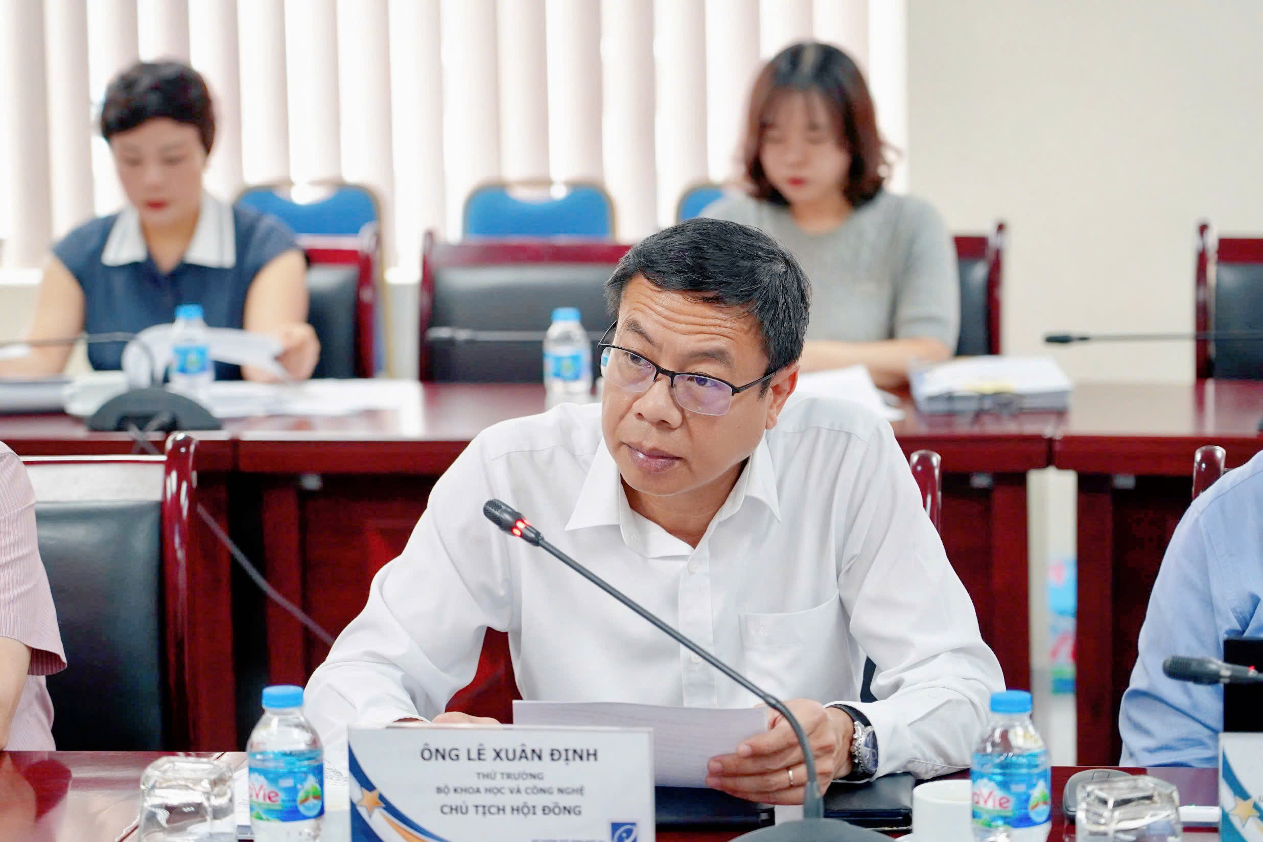 Hội đồng Giải thưởng Chất lượng Quốc gia 2025 họp phiên thứ nhất, nhấn mạnh tiêu chí đóng góp ngân sách Nhà nước- Ảnh 1. Hội đồng Giải thưởng Chất lượng Quốc gia 2025 họp phiên thứ nhất, nhấn mạnh tiêu chí đóng góp ngân sách Nhà nước- Ảnh 1.