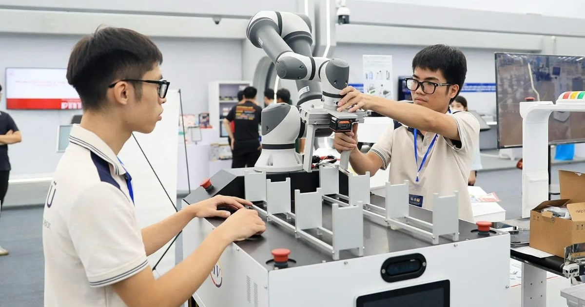 Năm 2026: KHCN,ĐMST&CĐS phấn đấu đóng góp 17,5% GDP- Ảnh 1. Năm 2026: KHCN,ĐMST&CĐS phấn đấu đóng góp 17,5% GDP- Ảnh 1.