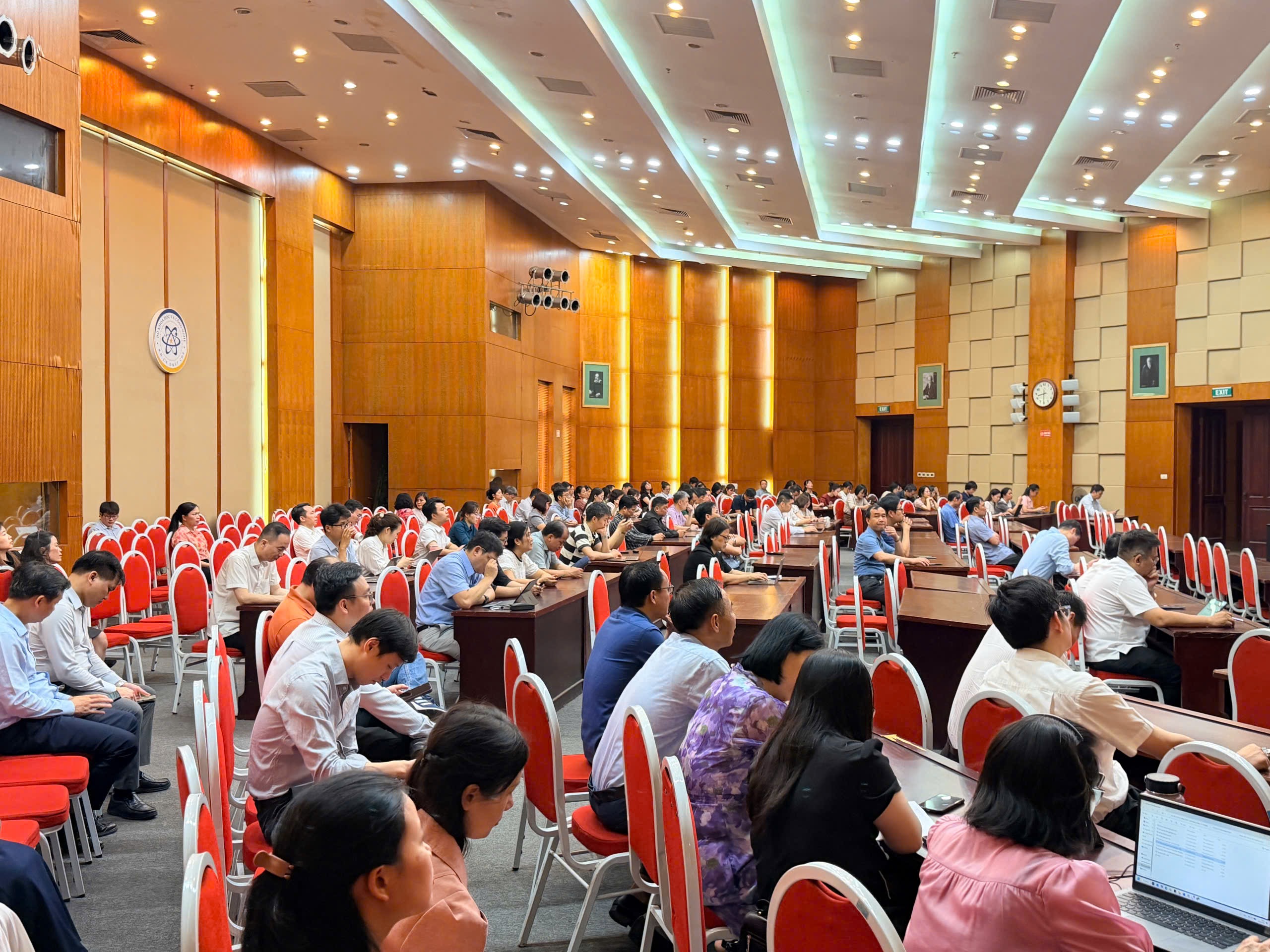 Trực tuyến kết nối trực tiếp: Bộ Khoa học và Công nghệ học tập Nghị quyết Trung ương 2 khóa XIV trên toàn hệ thống - Ảnh 1.