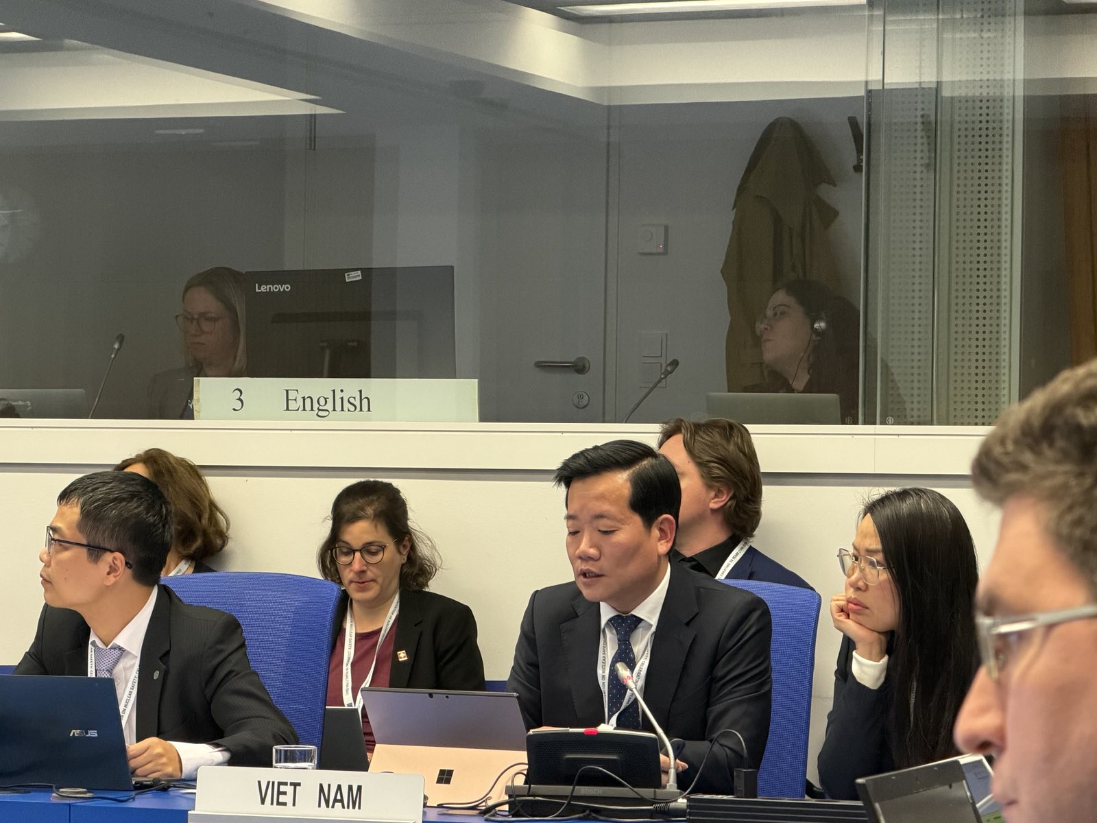 Việt Nam cam kết phát triển năng lượng nguyên tử vì mục đích hòa bình, tuân thủ các tiêu chuẩn an toàn quốc tế- Ảnh 3. Việt Nam cam kết phát triển năng lượng nguyên tử vì mục đích hòa bình, tuân thủ các tiêu chuẩn an toàn quốc tế- Ảnh 3.