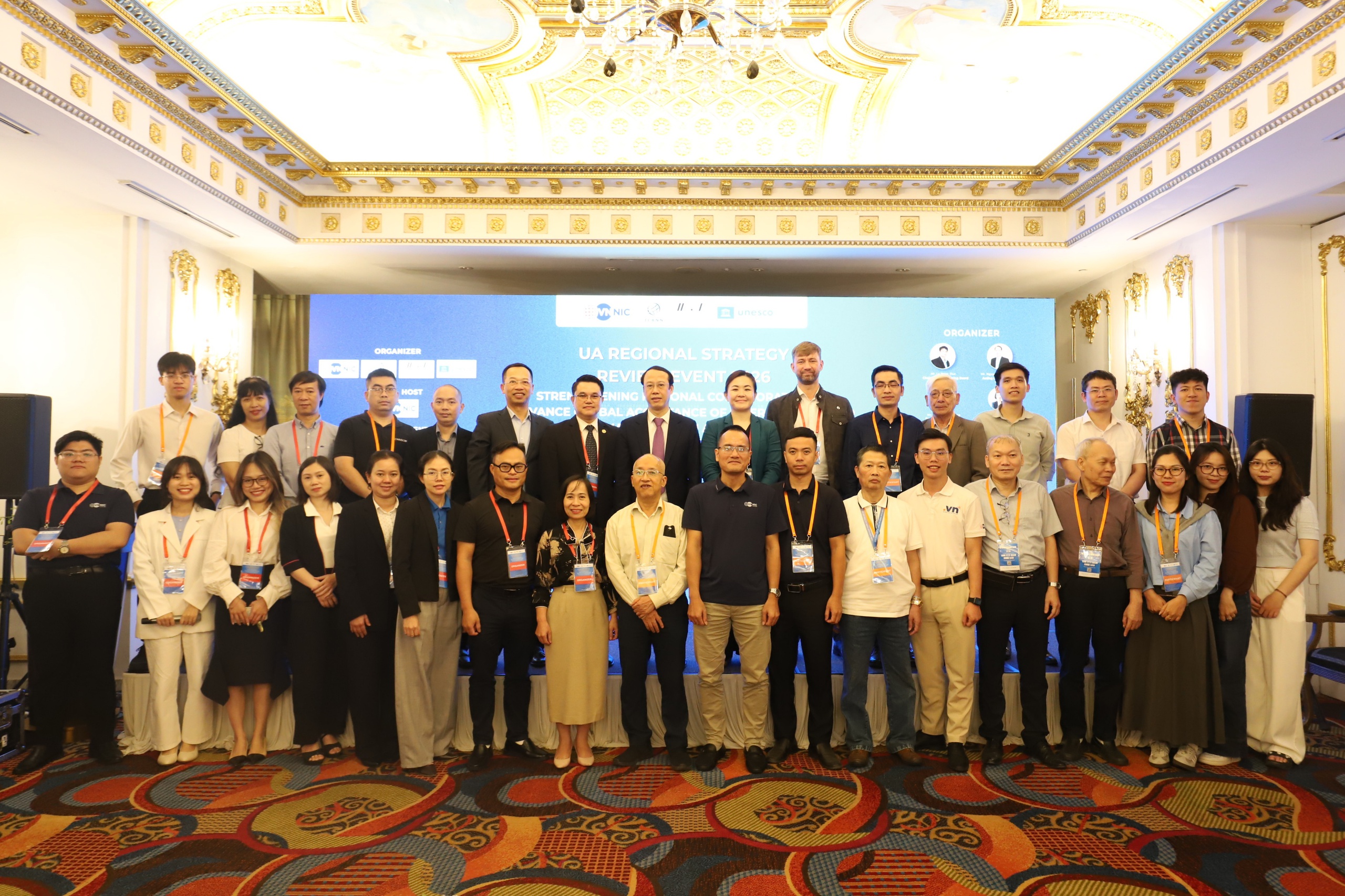 Tăng cường hợp t&aacute;c khu vực, th&uacute;c đẩy t&ecirc;n miền đa ngữ tại APAC- Ảnh 3.