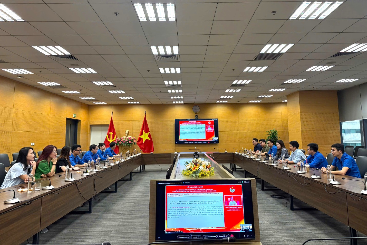 Kh&aacute;t vọng Tuổi trẻ Việt Nam đưa Nghị quyết Đại hội XIV v&agrave;o cuộc sống- Ảnh 1.