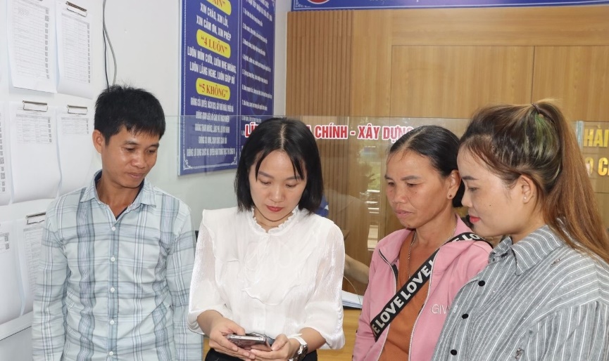 Lan tỏa kỹ năng số từ cơ sở: Sơn La n&acirc;ng cao hiệu quả hoạt động tổ c&ocirc;ng nghệ số cộng đồng- Ảnh 1.