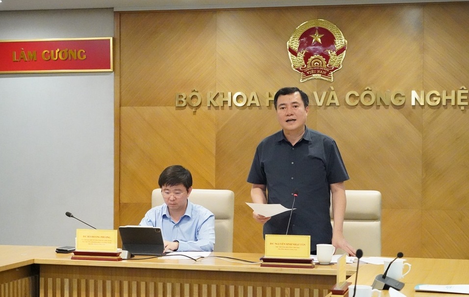 Tháo gỡ điểm nghẽn trong triển khai Nghị quyết số 57-NQ/TW tại Bộ Công Thương- Ảnh 2. Tháo gỡ điểm nghẽn trong triển khai Nghị quyết số 57-NQ/TW tại Bộ Công Thương- Ảnh 2.