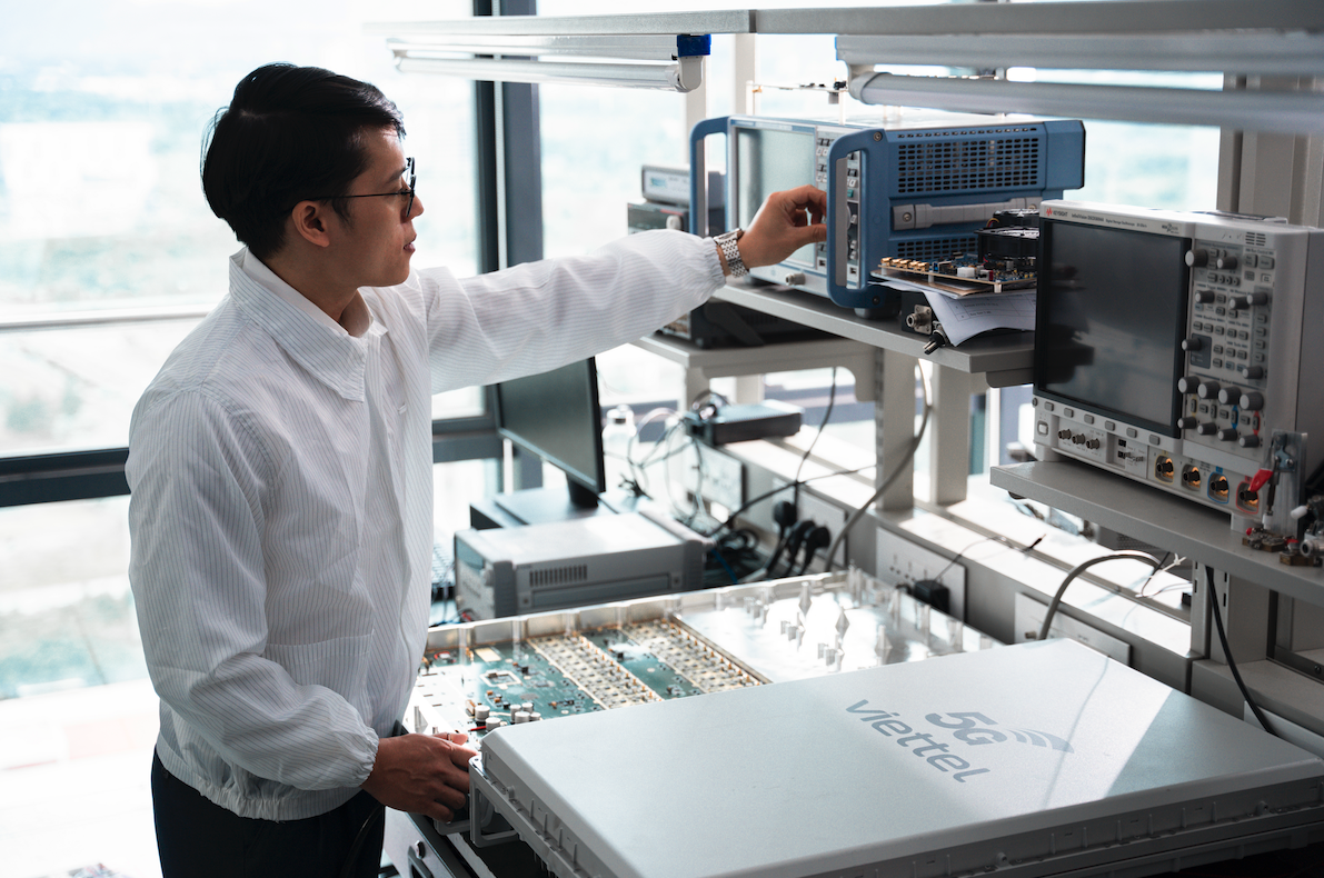 Bứt phá hạ tầng số, mở đường cho Việt Nam trở thành quốc gia số phát triển- Ảnh 1. Bứt phá hạ tầng số, mở đường cho Việt Nam trở thành quốc gia số phát triển- Ảnh 1.