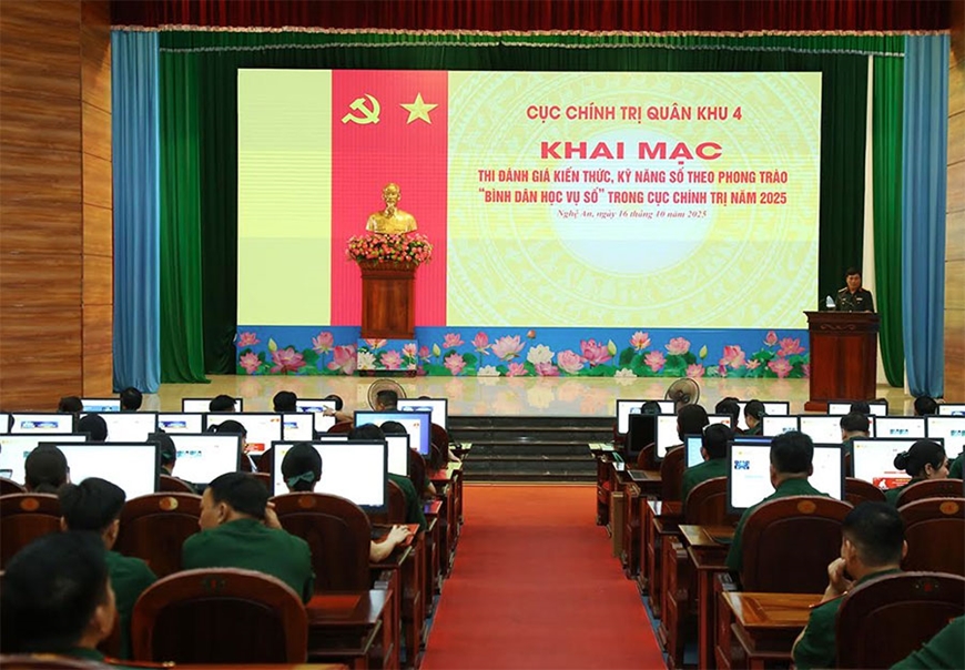 X&acirc;y dựng &ldquo;qu&acirc;n nh&acirc;n số&rdquo; từ phong tr&agrave;o &ldquo;B&igrave;nh d&acirc;n học vụ số&rdquo;- Ảnh 1.