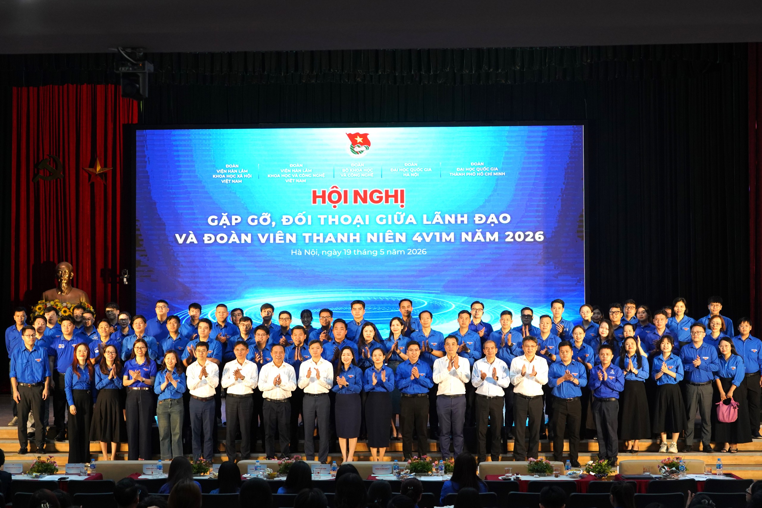 Bộ trưởng Vũ Hải Quân: Người trẻ hãy bắt đầu nghiên cứu từ những bài toán nhỏ - Ảnh 8.