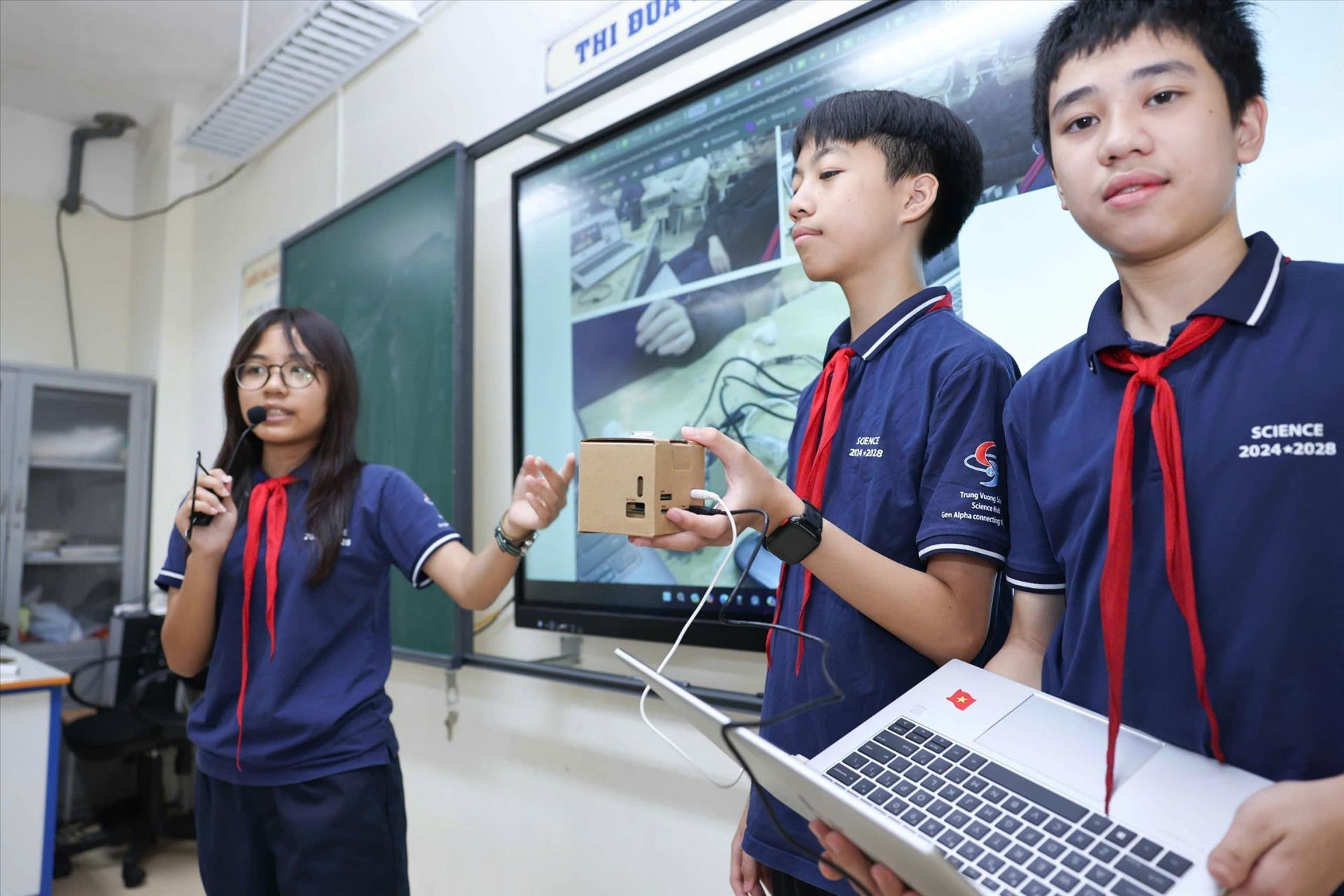 Khơi dậy tư duy s&aacute;ng tạo của học sinh từ m&ocirc; h&igrave;nh gi&aacute;o dục STEM - Ảnh 4.