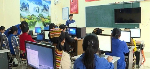 Lan tỏa &ldquo;B&igrave;nh d&acirc;n học vụ số&rdquo;: Đưa c&ocirc;ng nghệ đến gần hơn với mỗi người d&acirc;n- Ảnh 1.