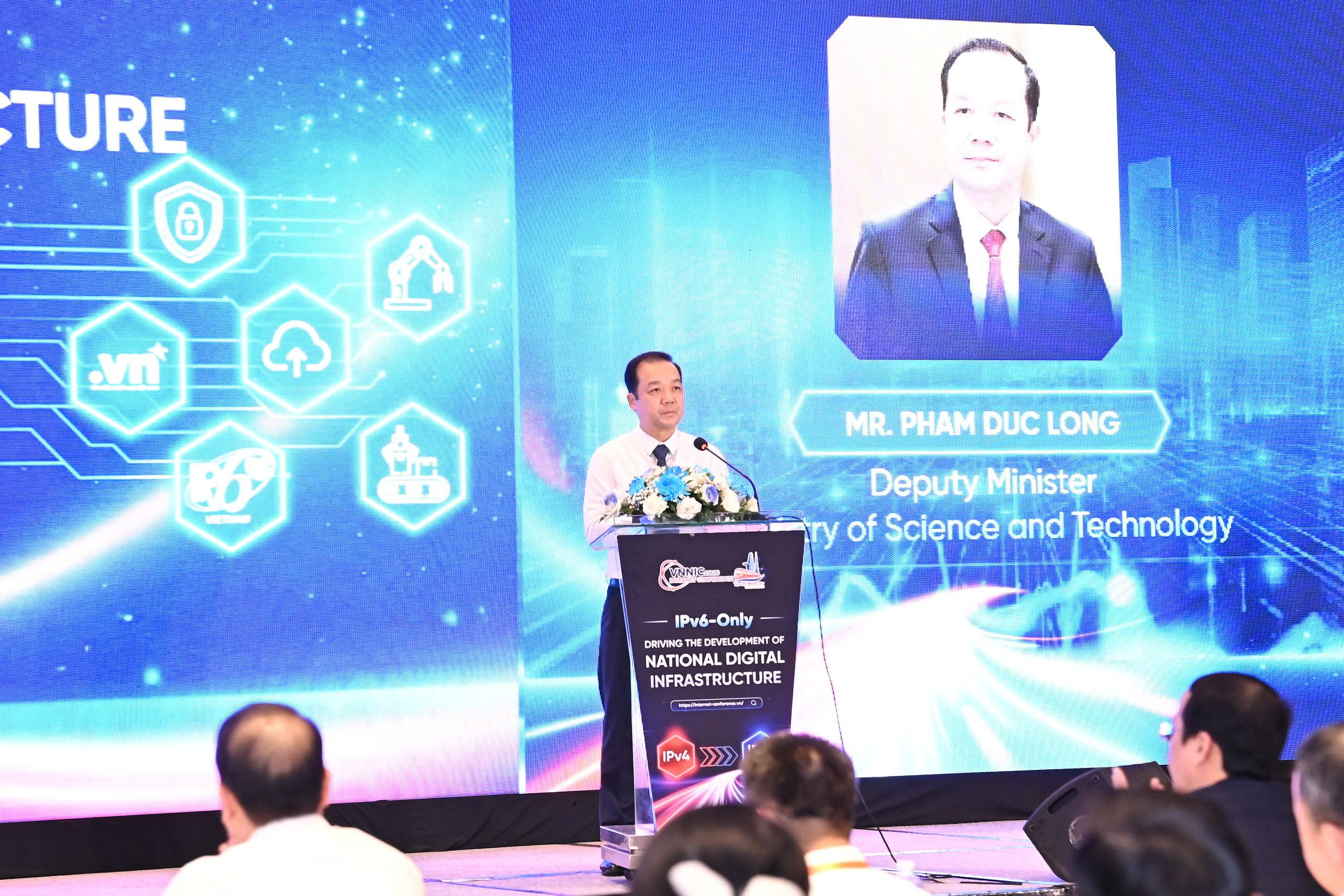 VNNIC Internet Conference 2026: Thúc đẩy chuyển đổi IPv6-Only, phát triển hạ tầng số quốc gia- Ảnh 1. VNNIC Internet Conference 2026: Thúc đẩy chuyển đổi IPv6-Only, phát triển hạ tầng số quốc gia- Ảnh 1.
