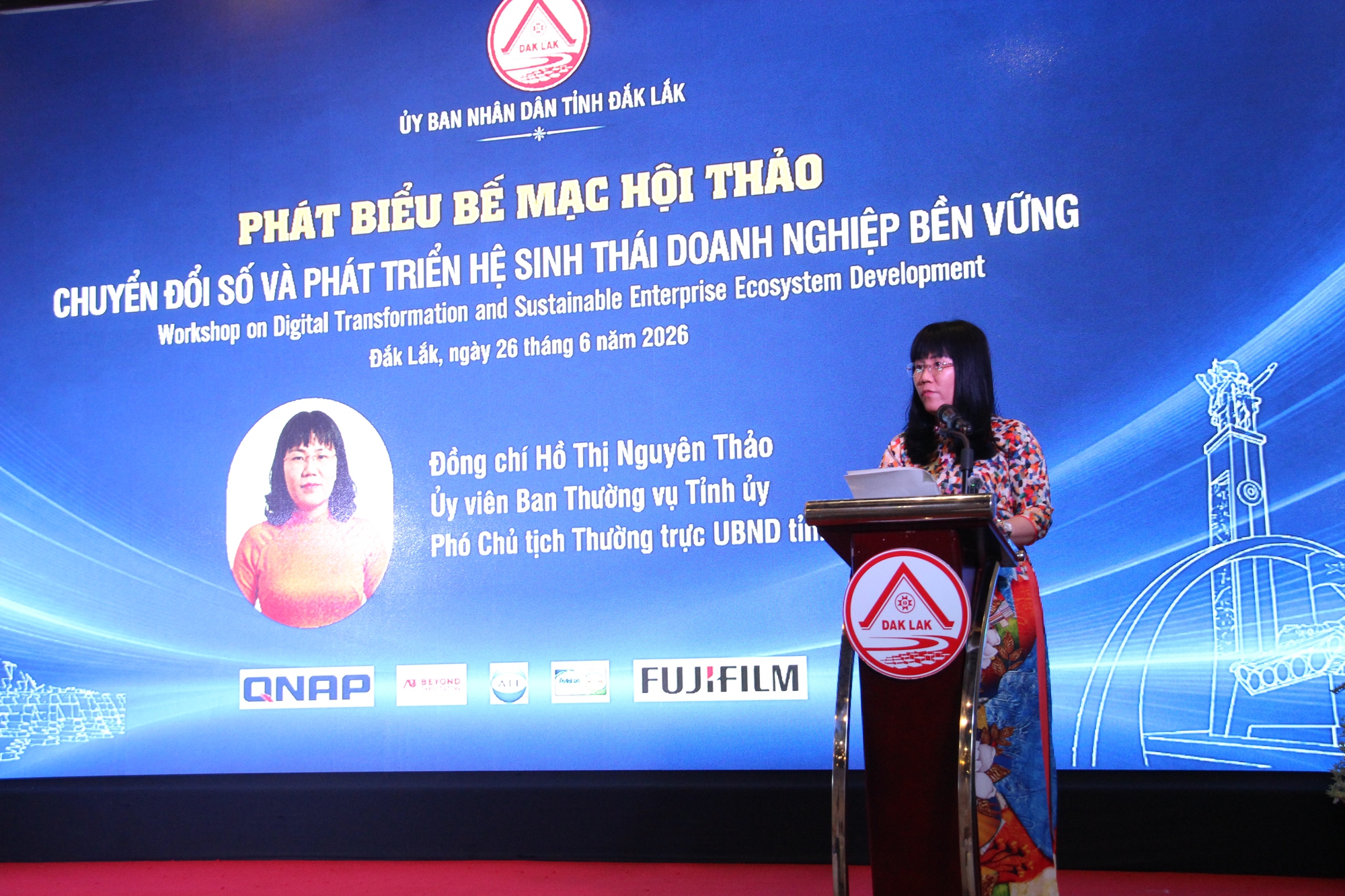 Đắk Lắk: Th&uacute;c đẩy chuyển đổi số v&agrave; ph&aacute;t triển hệ sinh th&aacute;i doanh nghiệp bền vững- Ảnh 5.