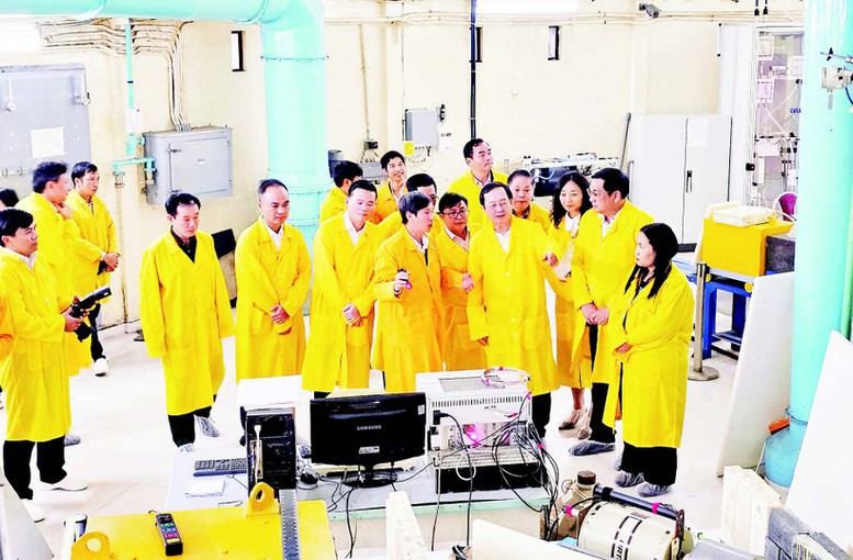 Đẩy mạnh th&ocirc;ng tin, tuy&ecirc;n truyền về ph&aacute;t triển, ứng dụng năng lượng nguy&ecirc;n tử phục vụ ph&aacute;t triển kinh tế - x&atilde; hội- Ảnh 1.