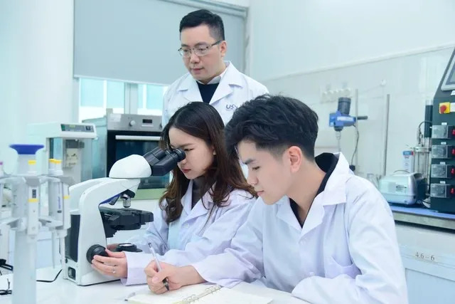Khánh Hòa “trải thảm đỏ” thu hút nhân tài công nghệ- Ảnh 1.