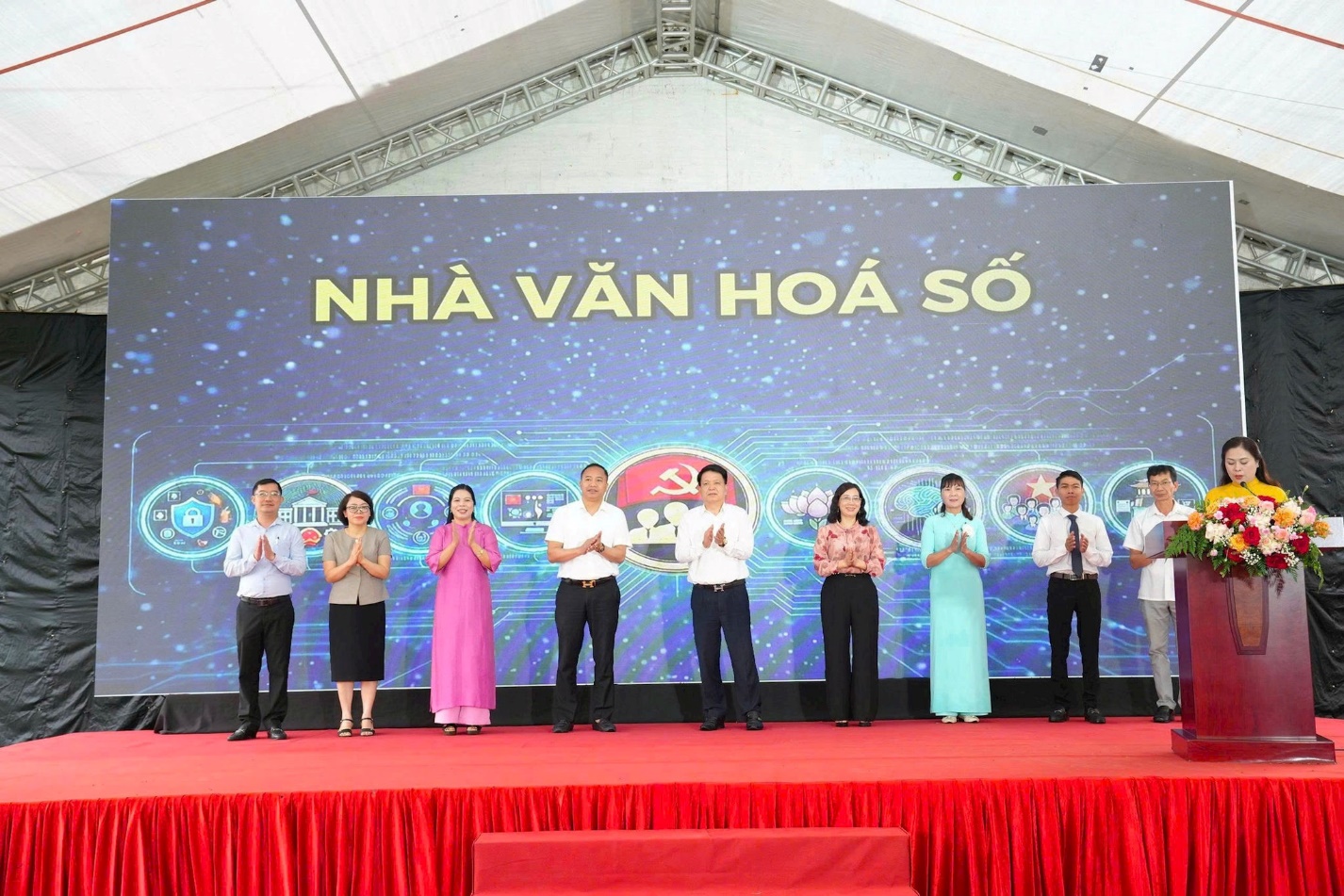 Đ&ocirc;ng Anh: Ph&aacute;t huy sức d&acirc;n, x&acirc;y dựng n&ocirc;ng th&ocirc;n mới hiện đại, văn minh - Ảnh 2.