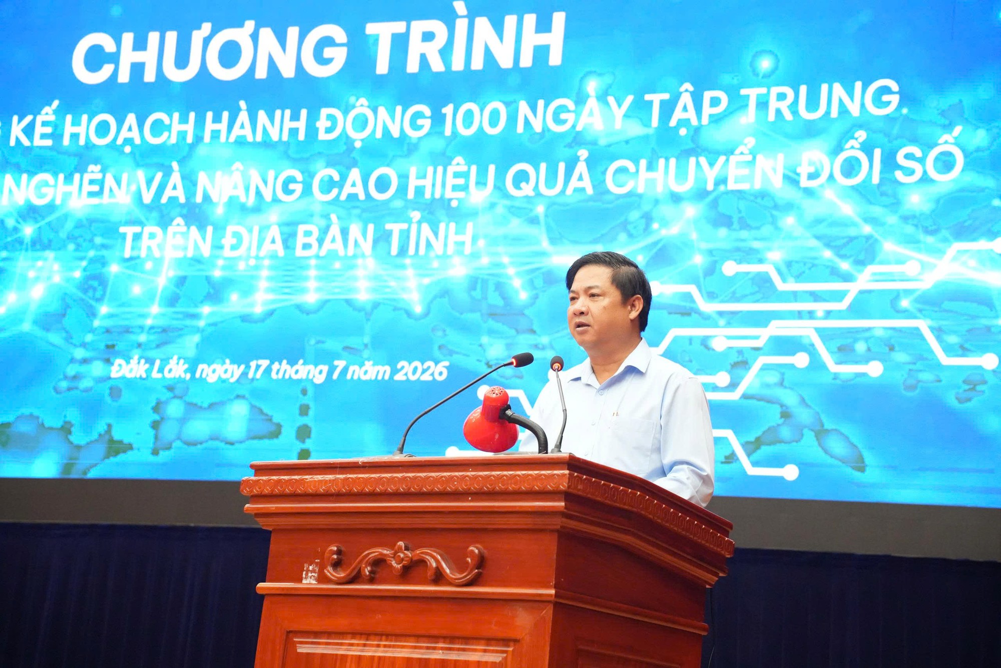 Đắk Lắk triển khai 100 ngày tháo gỡ điểm nghẽn chuyển đổi số- Ảnh 1.