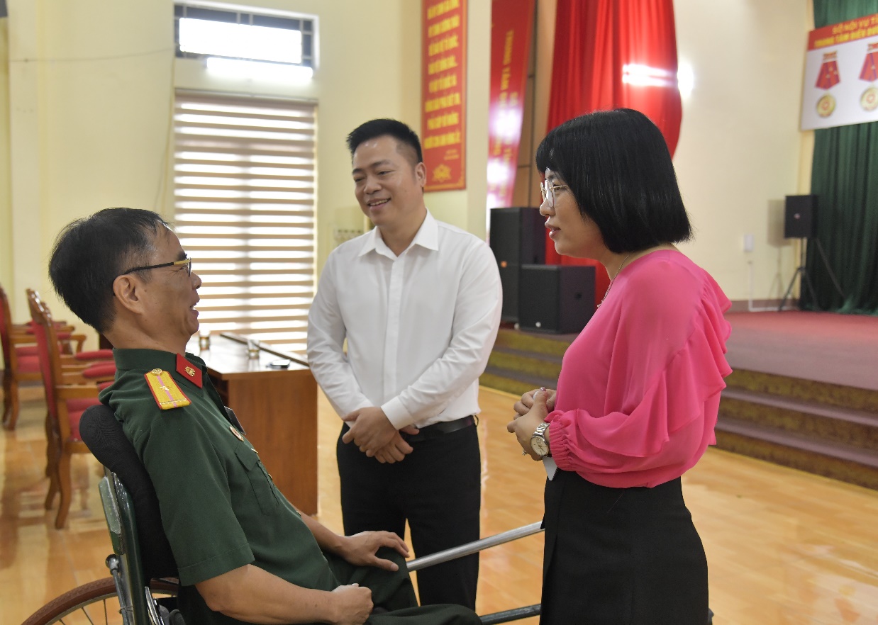 Hành trình về nguồn, tri ân những người viết nên hòa bình- Ảnh 5.