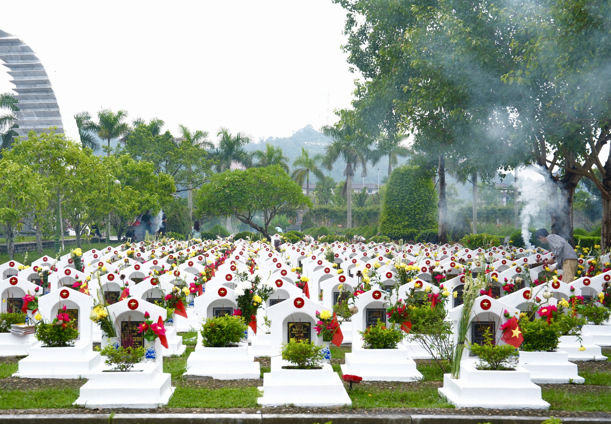 Tri &acirc;n qu&aacute; khứ, tiếp bước truyền thống cha &ocirc;ng- Ảnh 7.