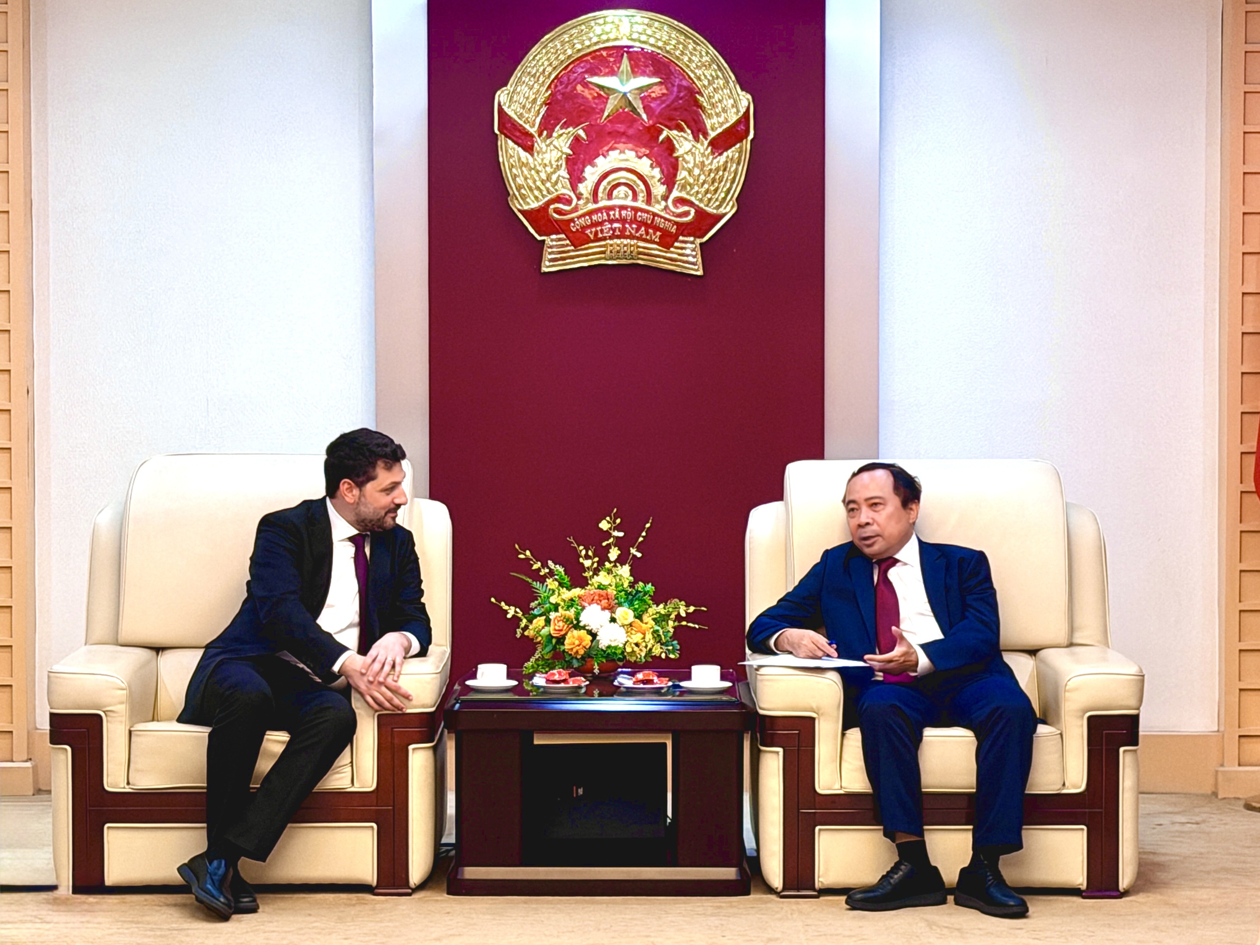 Bộ KH&CN và Diễn đàn Kinh tế Thế giới (WEF) thúc đẩy hợp tác về AI và Công nghệ bán dẫn - Ảnh 1.