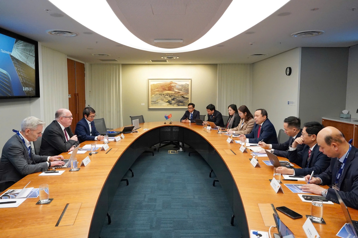 Promoting strategic cooperation in science, technology, and innovation between Viet Nam and Australia - Ảnh 1.