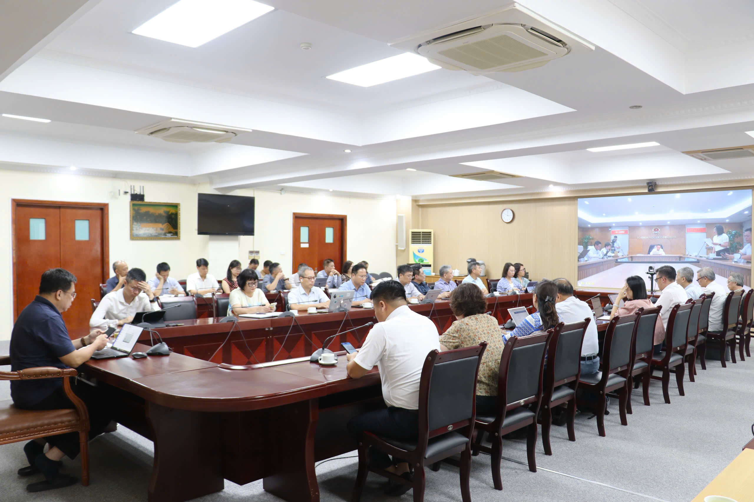 Bộ KH&CN: Cụ thể h&oacute;a Nghị quyết Trung ương 3 bằng chương tr&igrave;nh, kế hoạch v&agrave; kết quả thực chất- Ảnh 4.