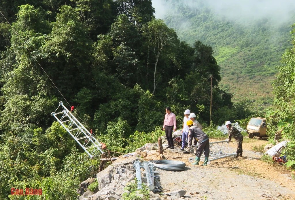 Cao Bằng: Hàng chục thôn bản "trắng sóng" là rào cản chuyển đổi số- Ảnh 2.