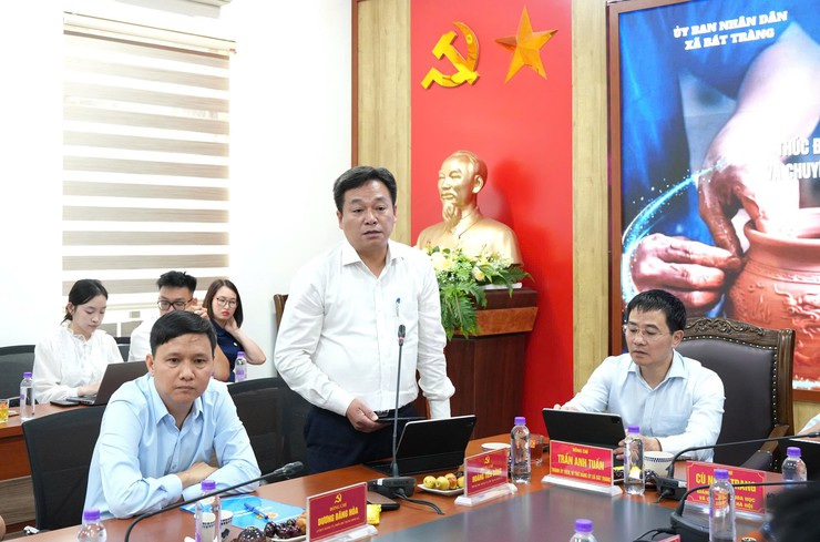 B&aacute;t Tr&agrave;ng th&uacute;c đẩy khoa học, c&ocirc;ng nghệ, đổi mới s&aacute;ng tạo v&agrave; chuyển đổi số trong ph&aacute;t triển l&agrave;ng nghề - Ảnh 3.