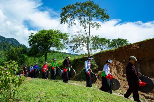Sớm xóa "điểm trắng", "điểm lõm" sóng, bảo đảm chính quyền số vận hành thông suốt ở Cao Bằng - Ảnh 2.