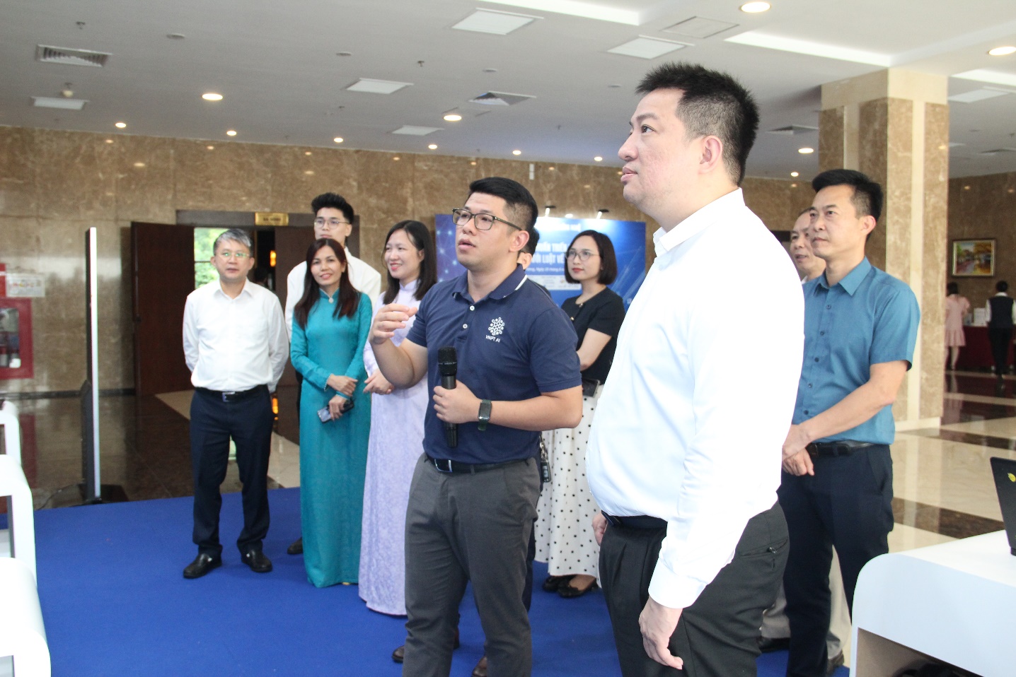 Đưa AI vào quản lý nhà nước: Phải an toàn, minh bạch và có trách nhiệm- Ảnh 5.