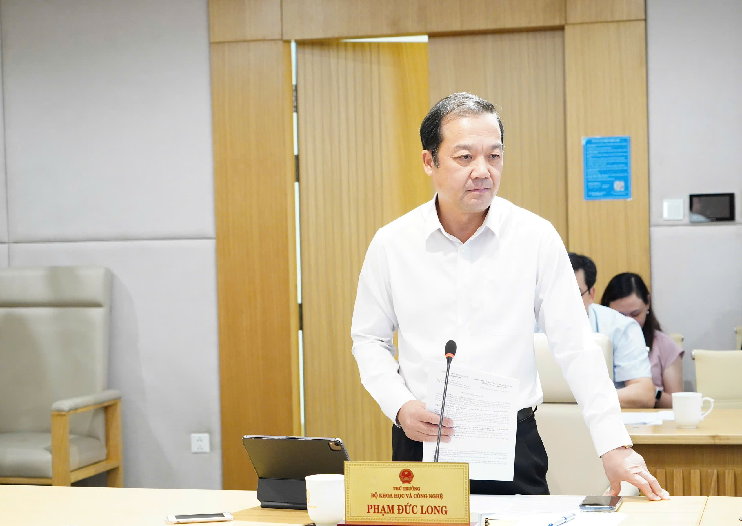 Bộ trưởng Vũ Hải Quân: Quyết liệt đổi mới tư duy để bắt kịp tiến độ và yêu cầu của công việc - Ảnh 4.