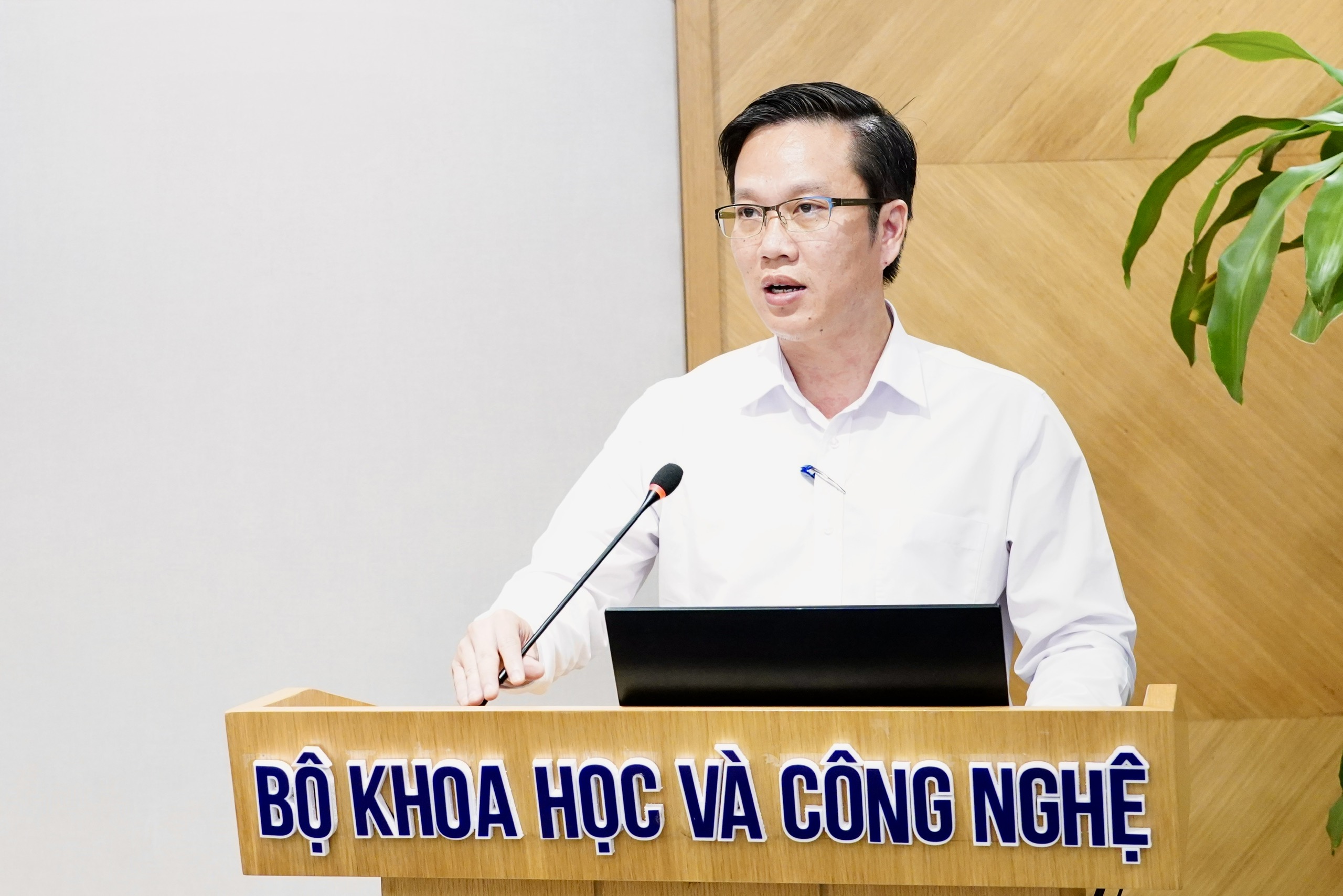Bộ trưởng Vũ Hải Quân: Quyết liệt đổi mới tư duy để bắt kịp tiến độ và yêu cầu của công việc - Ảnh 2.