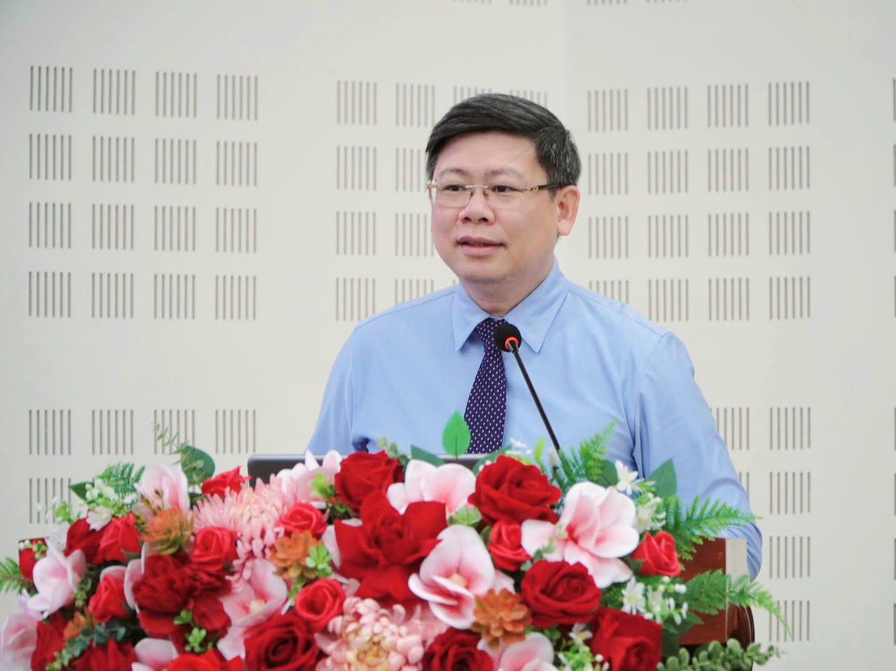 An Giang quyết tâm đưa chỉ số chuyển đổi số vào nhóm 10 cả nước - Ảnh 4.